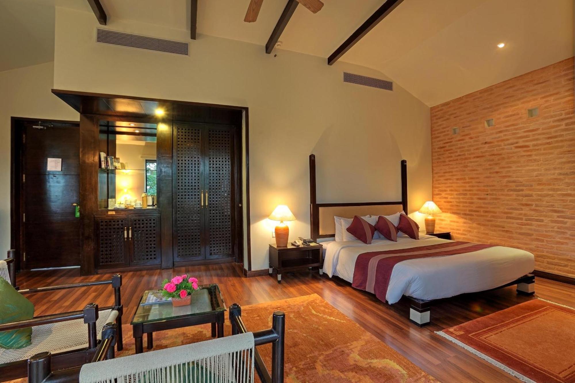 Gokarna Forest Resort Катманду Экстерьер фото